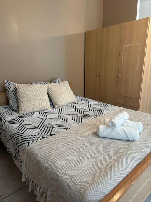 Bel Appartement, Coeur De Morlaix Extérieur photo
